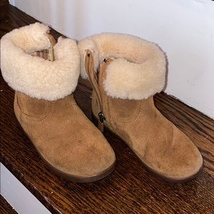 Kids uggs